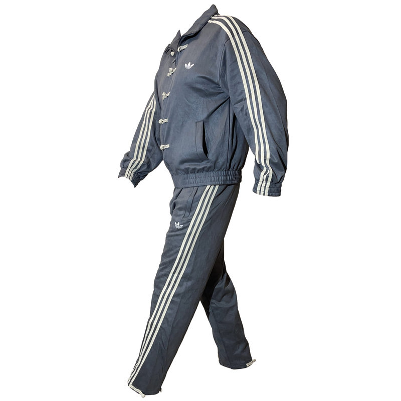 Спортивный костюм Adidas Tang серый в магазине Випкросс | Москва