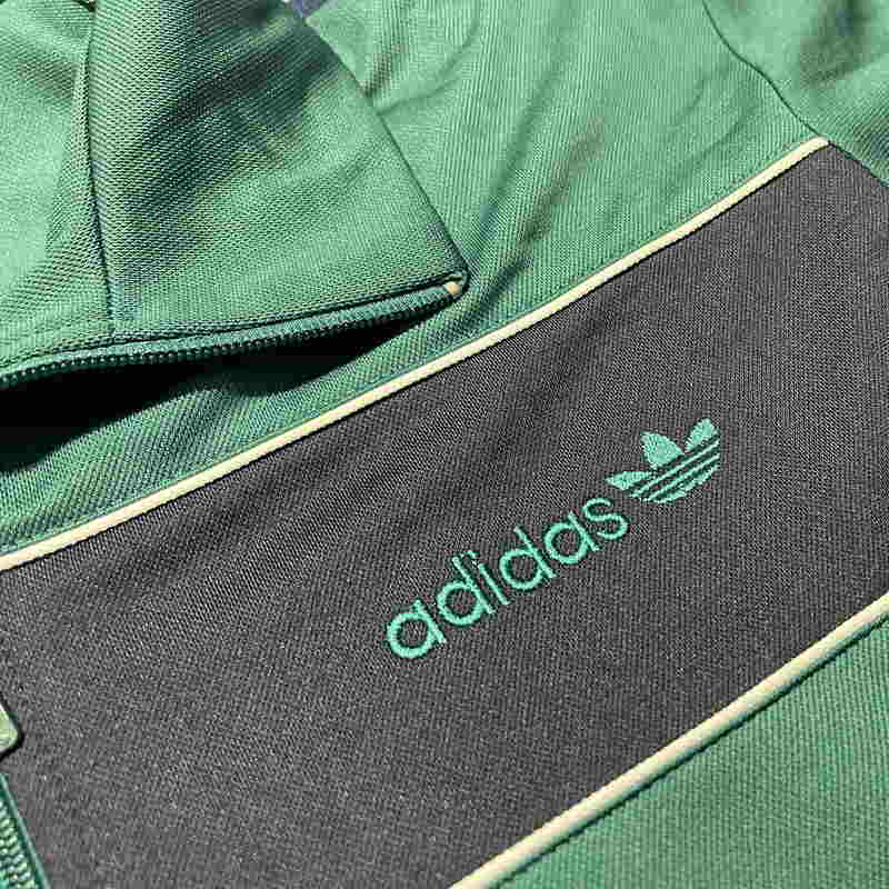 Спортивный костюм Adidas Track 3 - Stripes зеленый в магазине Випкросс | Москва