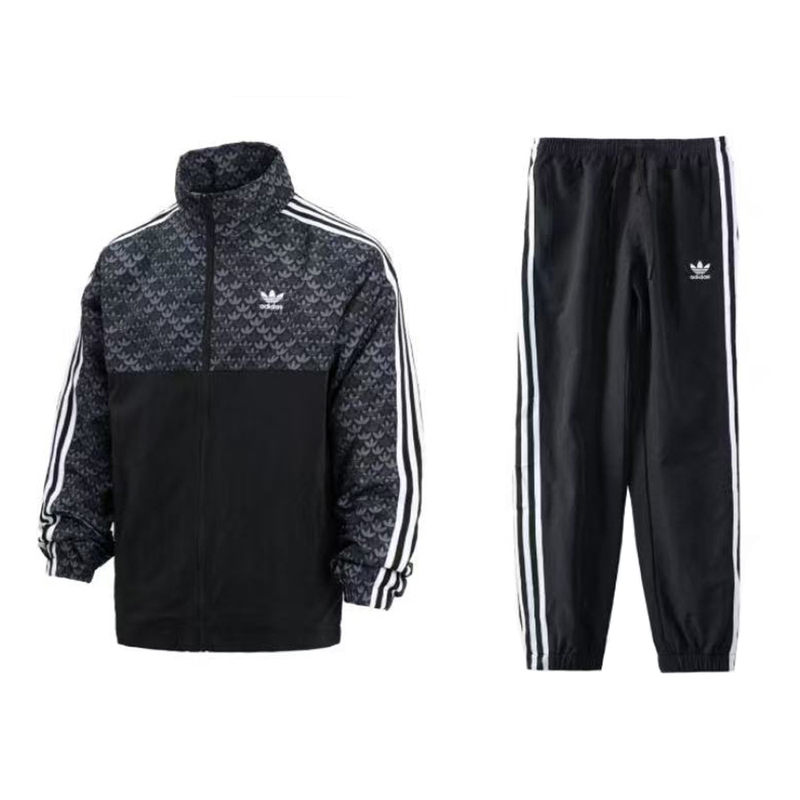 Спортивный костюм Adidas Multi Wind черный в магазине Випкросс | Москва