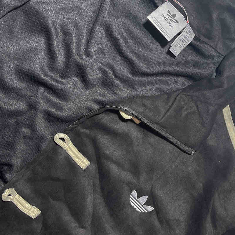 Спортивный костюм Adidas Tang черный в магазине Випкросс | Москва