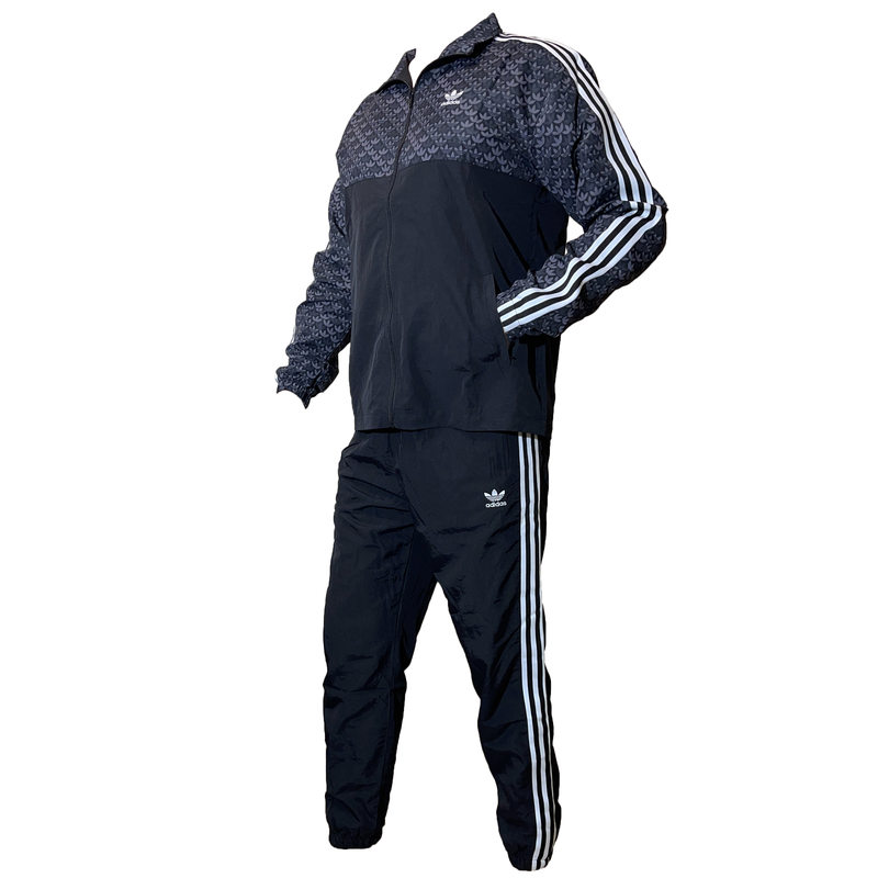 Спортивный костюм Adidas Multi Wind черный в магазине Випкросс | Москва